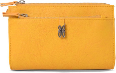 

Baggit Casual Yellow Clutch