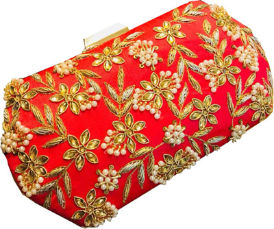 

Craftbazaar Party Red Clutch