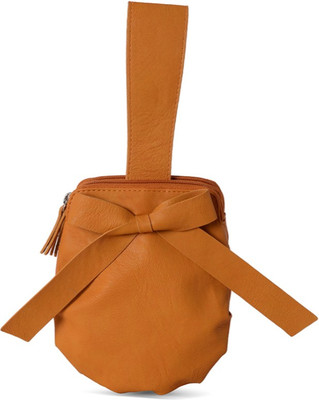 

Baggit Casual Brown Clutch
