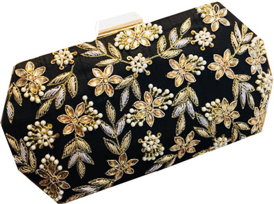 

Craftbazaar Party Black Clutch
