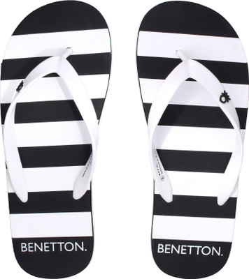 

United Colors of Benetton Slippers, Black::white