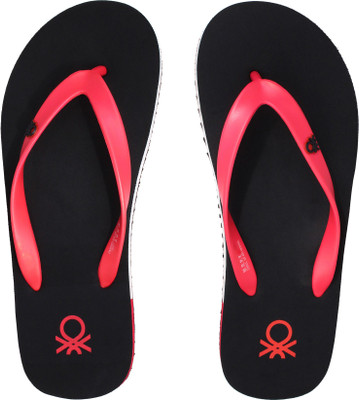 

United Colors of Benetton Flip Flops, Black