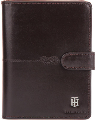 

Tommy Hilfiger Men Brown Genuine Leather Wallet(4 Card Slots), Brown/lt. brown