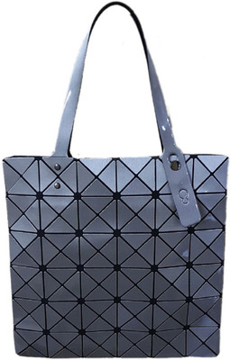 

Decorika Shoulder Bag(Silver)
