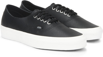 

Vans Authentic Decon Sneakers For Men(Black, (snake) black/blanc