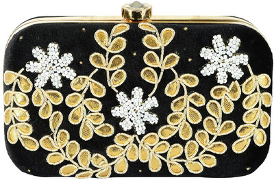

Tooba Handicraft Party Black Clutch