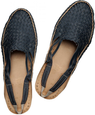 

Kolhapuri Chappal Men blue Casual