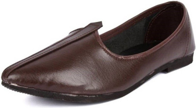 

Stylotrendz Leather Waali Casuals For Men(Brown