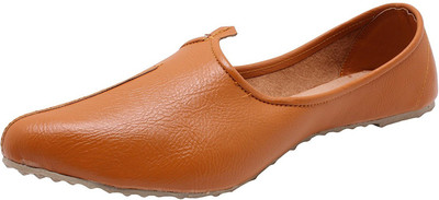 

Stylotrendz Leather Waali Casuals For Men(Tan