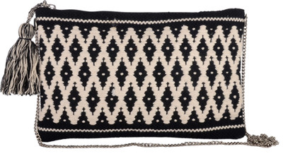 

Rezzy Women Evening/Party Black Cotton Sling Bag