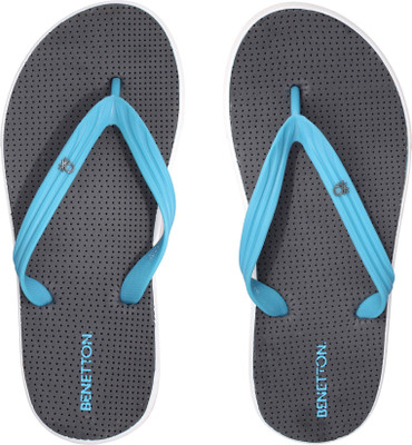 

United Colors of Benetton Flip Flops, Grey
