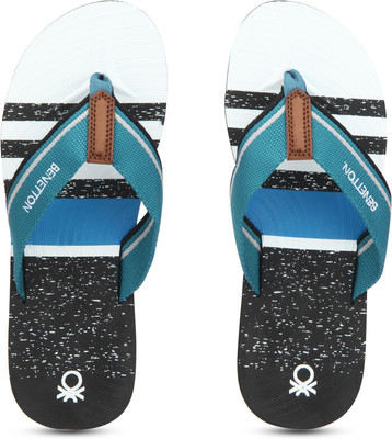 

United Colors of Benetton Flip Flops, 902