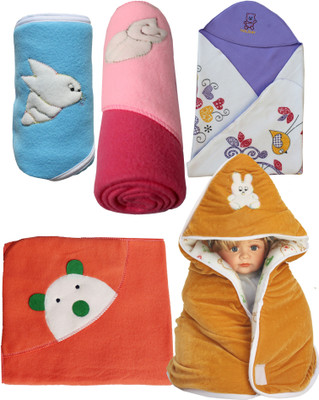 

My Newborn Cartoon  Hooded Baby Blanket(Polyester, Beige