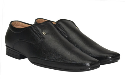 

Jenfars Black Slip On For Men(Black