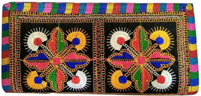 

GiftingTree Casual Multicolor Clutch
