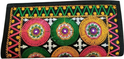 

GiftingTree Casual Multicolor Clutch