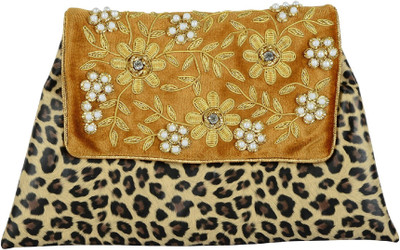 

Tooba Handicraft Messenger Bag(Gold)