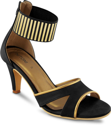 

Nitoni Women Black & Golden Heels
