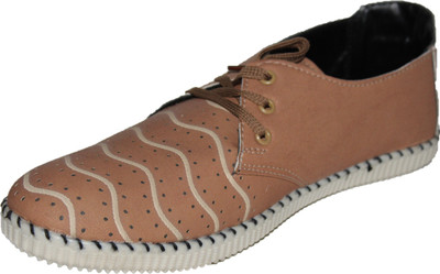 

Shardha Creations Cheeku SHOES Casuals For Men(Brown