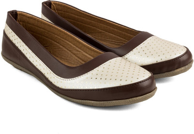 

Tashi Women Dark Brown & White Synthetic Leather Belly/ Ballet Flat/ Belly Shoes- 40 Casuals For Women(Brown