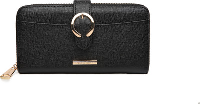 

Diana Korr Casual Black Clutch