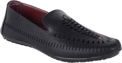 

AAIKEN stylish and Trendy Casuals For Men(Black