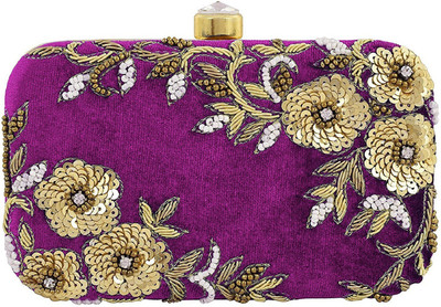 

Tooba Handicraft Casual Purple Clutch