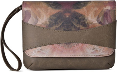 

Baggit Casual Brown Clutch