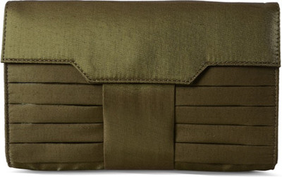 

Baggit Casual Green Clutch