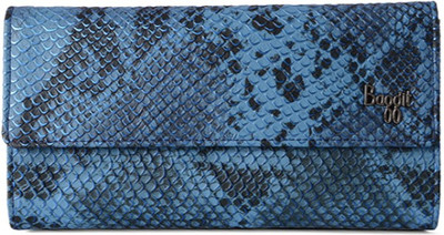 

Baggit Casual Blue Clutch