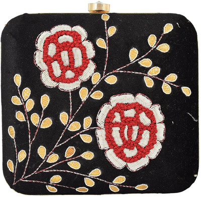 

Tooba Handicraft Party Black Clutch