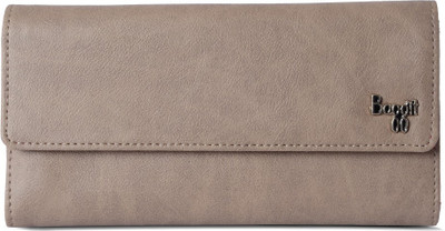

Baggit Casual Beige Clutch