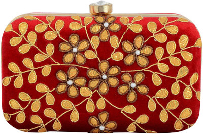 

Tooba Handicraft Party Red Clutch