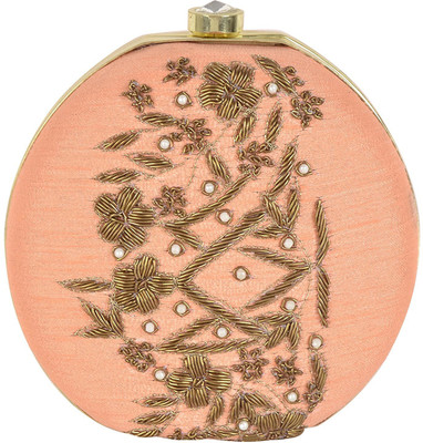 

Tooba Handicraft Party Pink Clutch