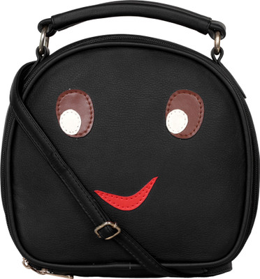 

BERYPECKERS Sling Bag(Black)