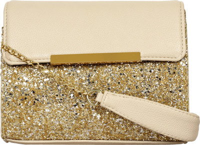 

BERYPECKERS Sling Bag(Beige)