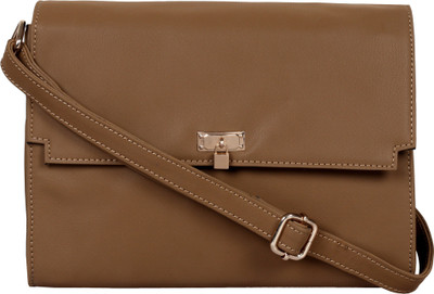 

BERYPECKERS Sling Bag(Brown)