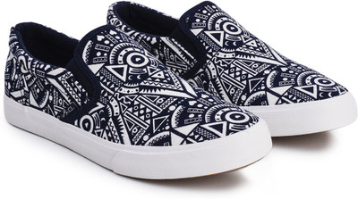 

Carlton London Mr.CL Mr. CL Canvas Shoes For Men(Navy