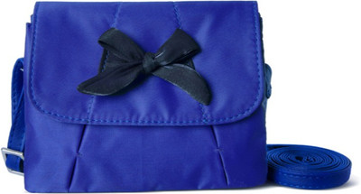 

Baggit Women Casual Blue Nylon Sling Bag