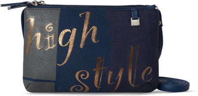 

Baggit Women Casual Blue Nylon Sling Bag
