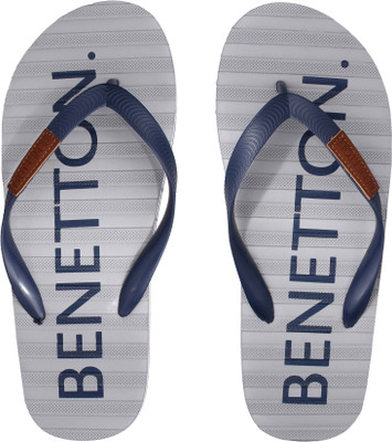 

United Colors of Benetton Flip Flops, Grey