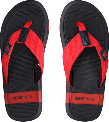 

United Colors of Benetton Flip Flops, Black