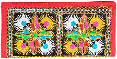 

Paradox Casual Red Clutch