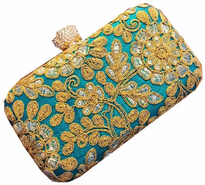 

Craftbazaar Party Green Clutch