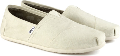 

TOMS NATURAL CANVAS CLASSICS Casuals For Men(Beige, Ltbeige
