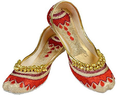 

Aadhyas Jutis For Women(Red