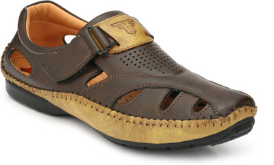 

Fashion Victim Men Brown Sandals