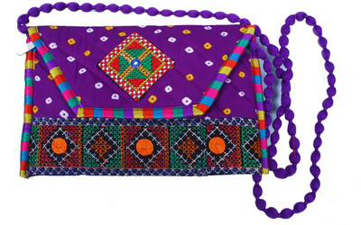 

Paradox Women Casual Purple Polyester, Velvet Sling Bag