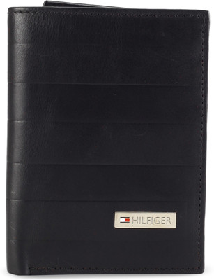 

Tommy Hilfiger Men Black Genuine Leather Wallet(6 Card Slots)