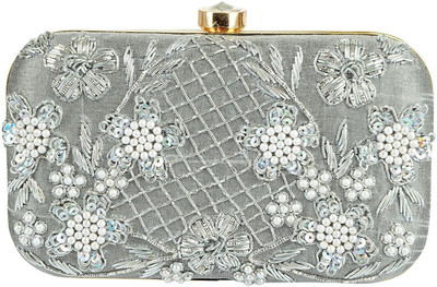 

Tooba Handicraft Party Grey Clutch